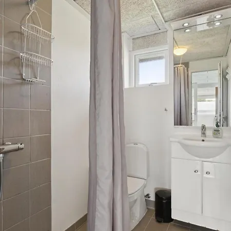 Energy-efficient Pool House Located Between The Sea And The Fjord بيت للعطل Ringkøbing