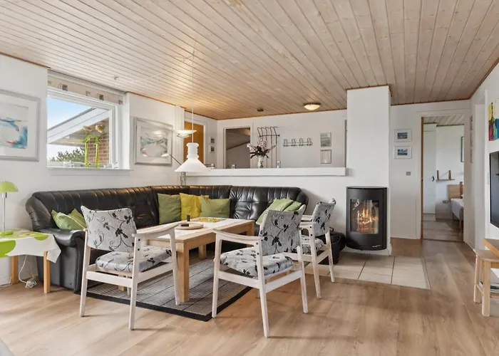 בית נופש Energy-efficient Pool House Located Between The Sea And The Fjord