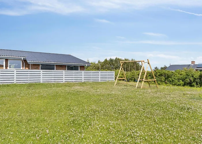 בית נופש Energy-efficient Pool House Located Between The Sea And The Fjord *